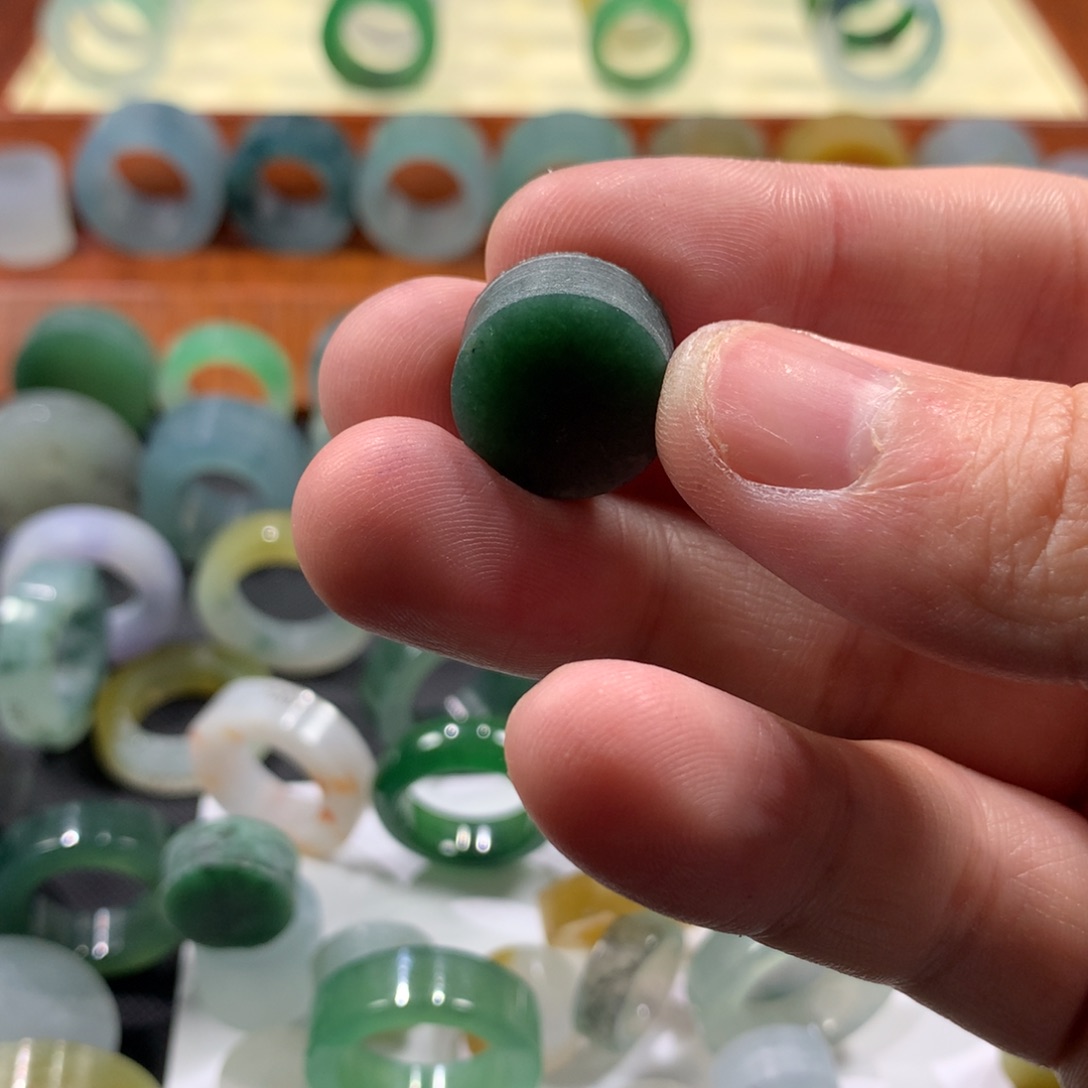 定制翡翠未镶嵌桁****冀定制