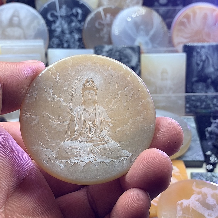 未镶嵌颈饰玛瑙/玉髓?****?