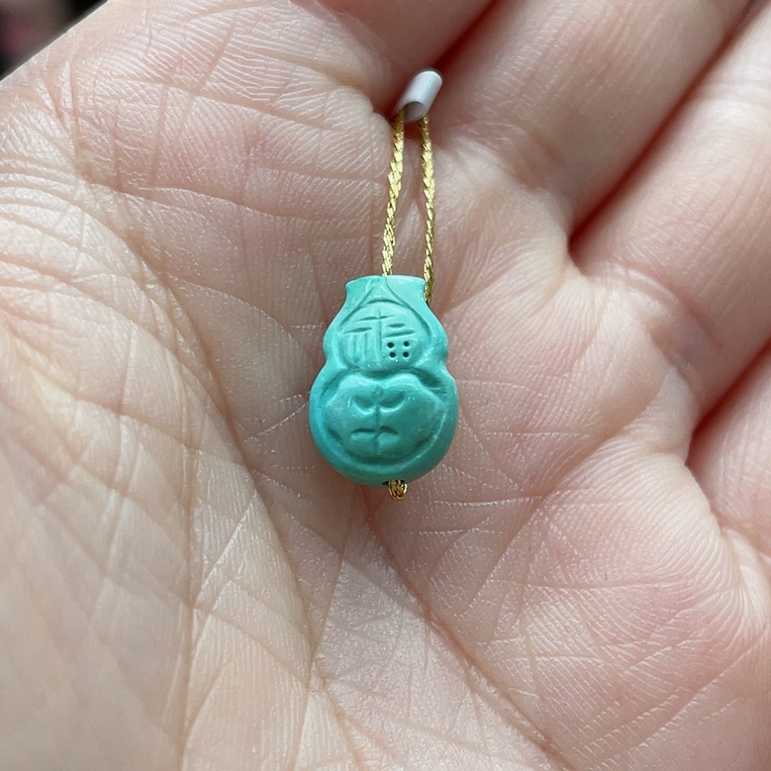 绿松石颈饰未镶嵌