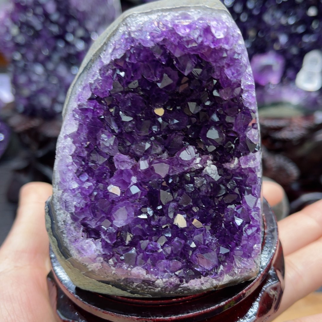 紫晶大型摆件（非配饰）未镶嵌