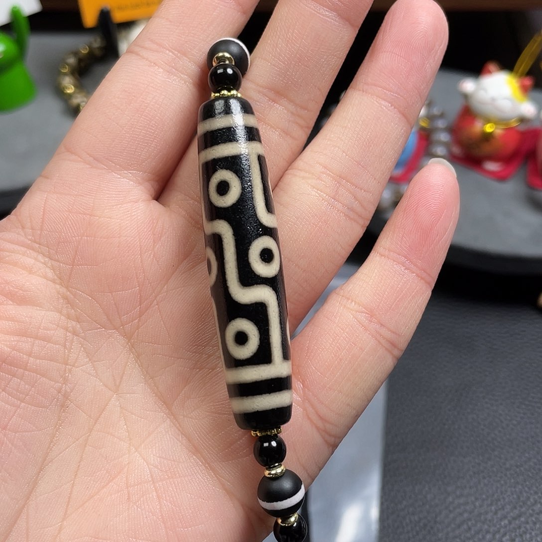 狼***族玛瑙/玉髓未镶嵌颈饰