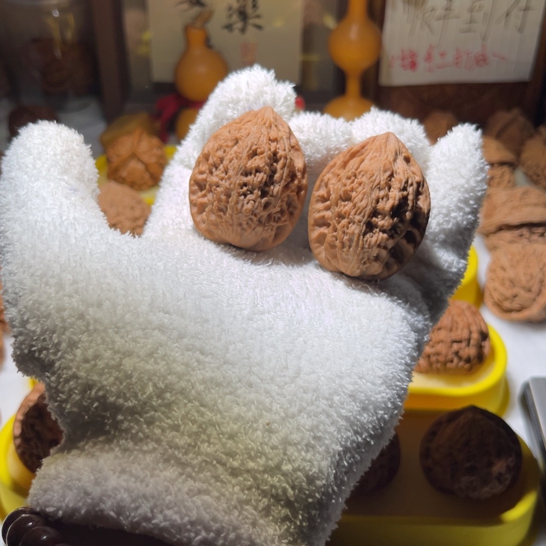 吊坠文玩核桃全品正尖丹东鸡心
