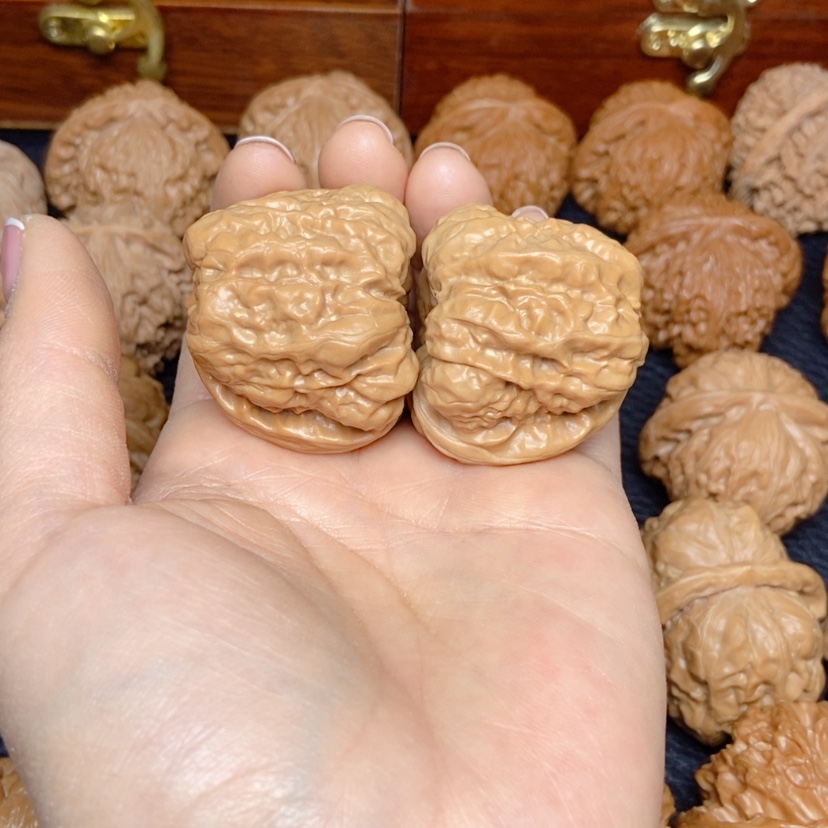 【闪购商品】文玩核桃吊坠因蛙蛙40