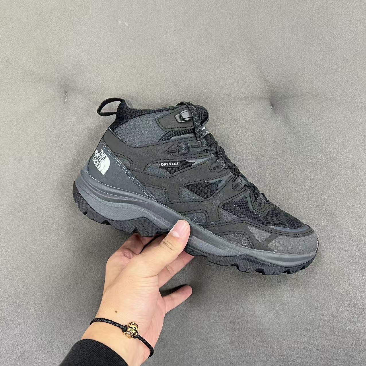 TheNorthFace/北面/新款户外运动休闲鞋 Q372无原盒 部分鞋垫后配