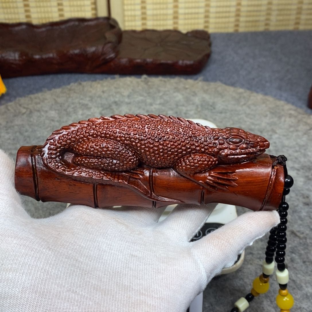 非洲紫檀（红花梨）龙*