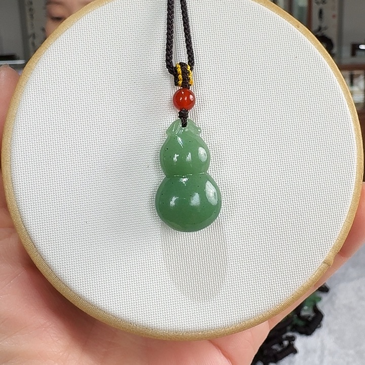 密玉（石英质玉）未镶嵌吊坠