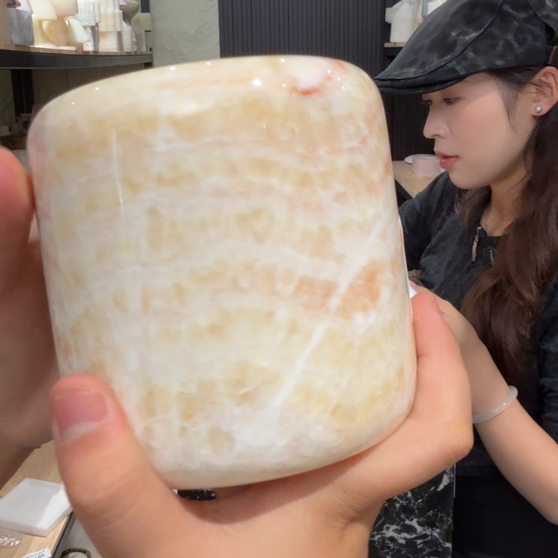 大理石R284。  钱。 