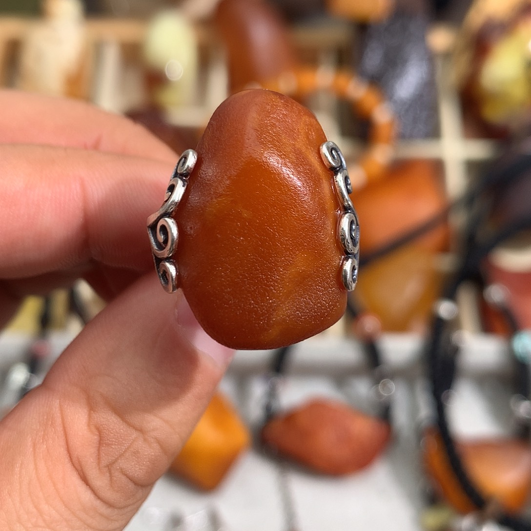 蜜蜡裸石未镶嵌你