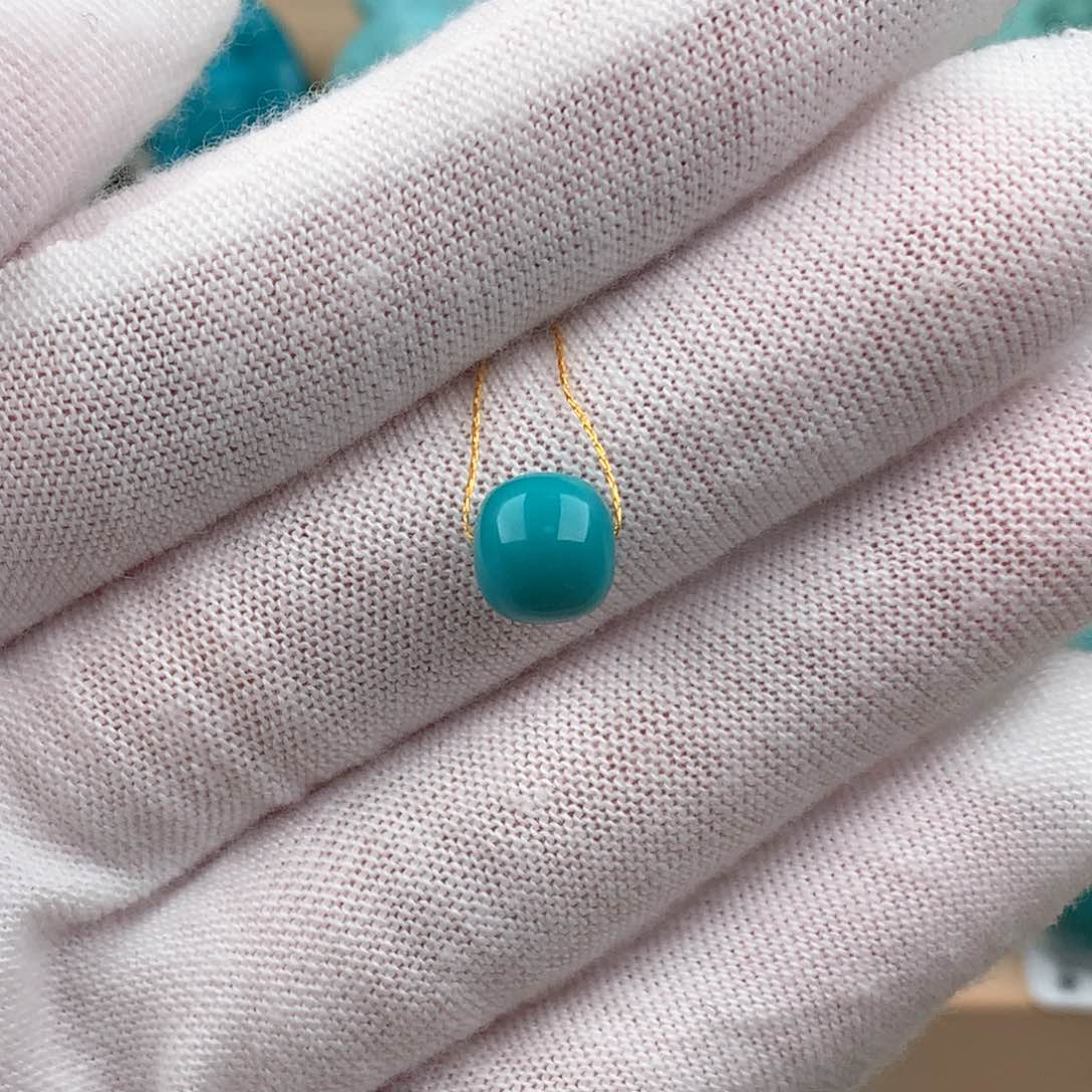 绿松石配饰未镶嵌8*7.6