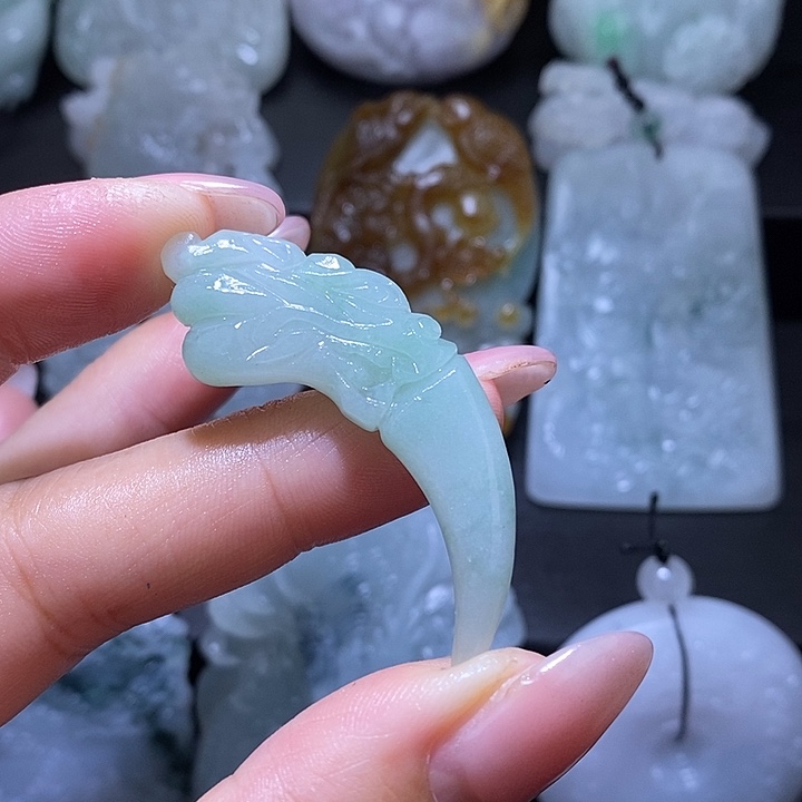 定制翡翠未镶嵌翡翠