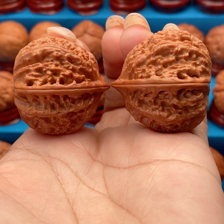 把件文玩核桃玉皇石