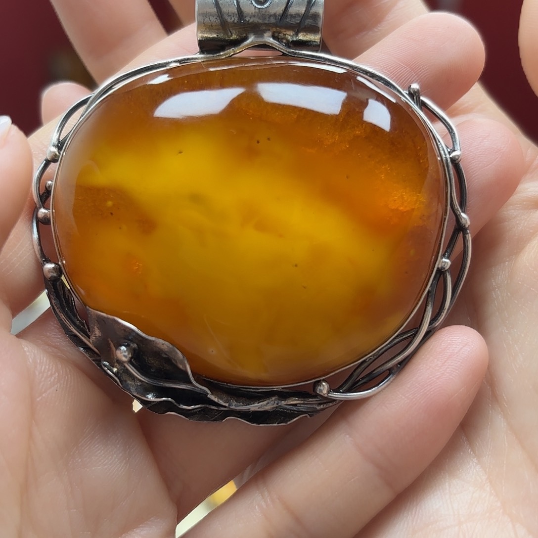 未镶嵌琥珀裸石15吊坠