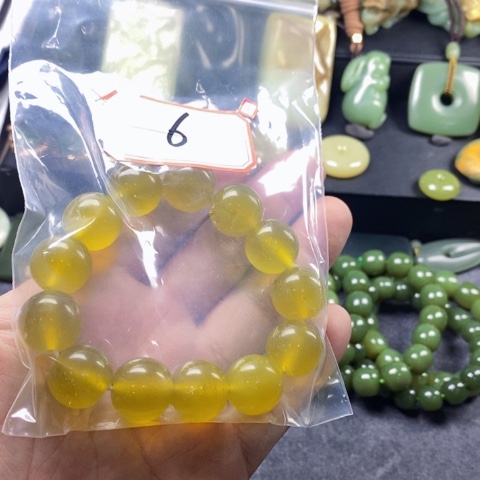 未镶嵌蛇纹石玉手链