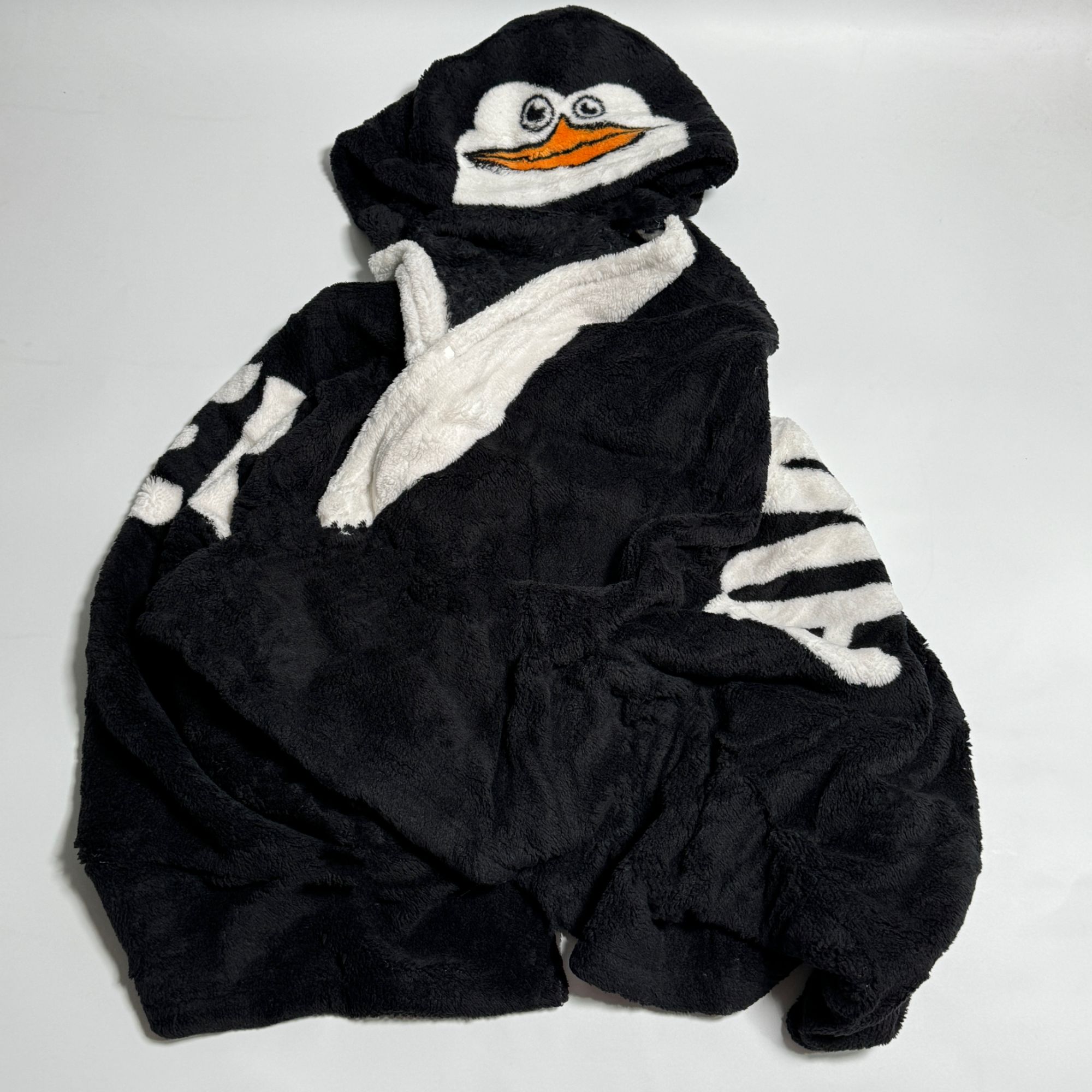 卡通披肩午睡毯秋冬加厚加绒搞怪连帽珊瑚绒女款冬季