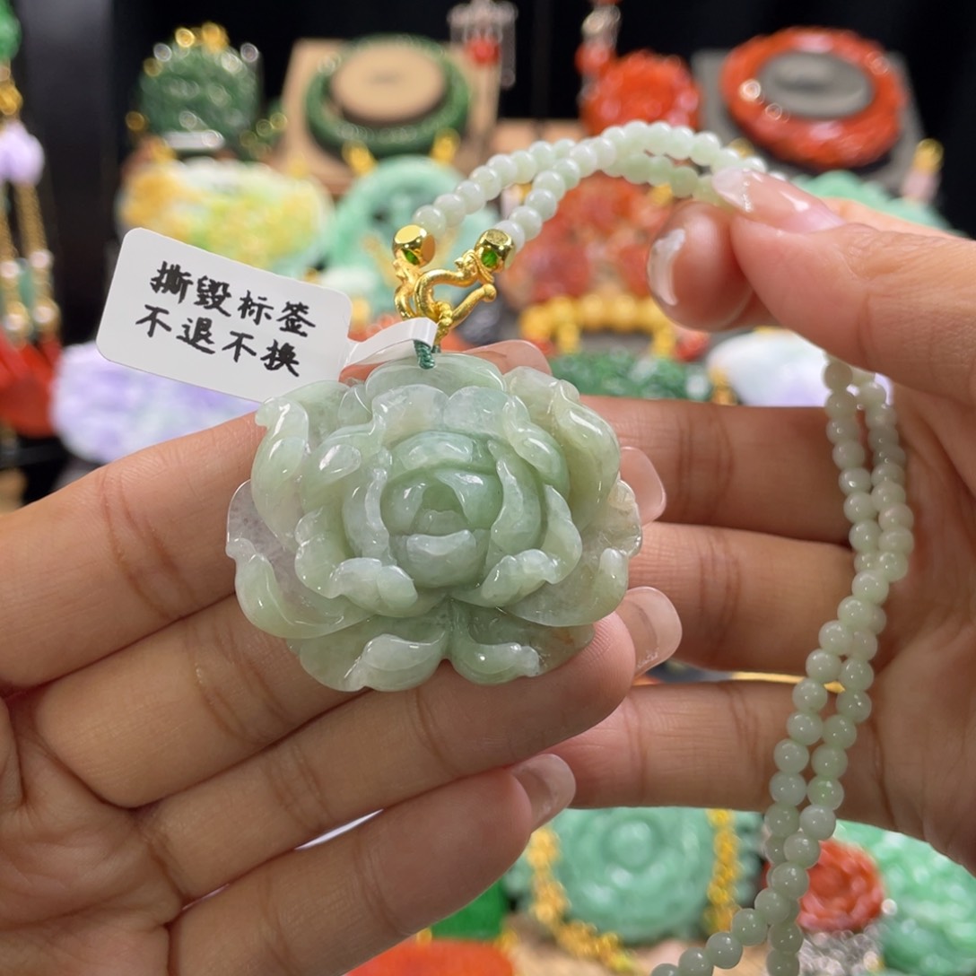 翡翠颈饰未镶嵌代编织