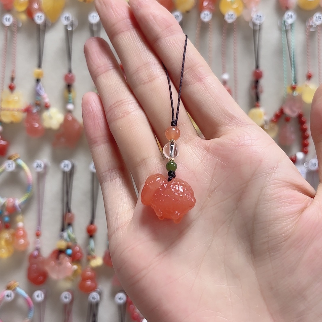 南红玛瑙未镶嵌吊坠(赠链)