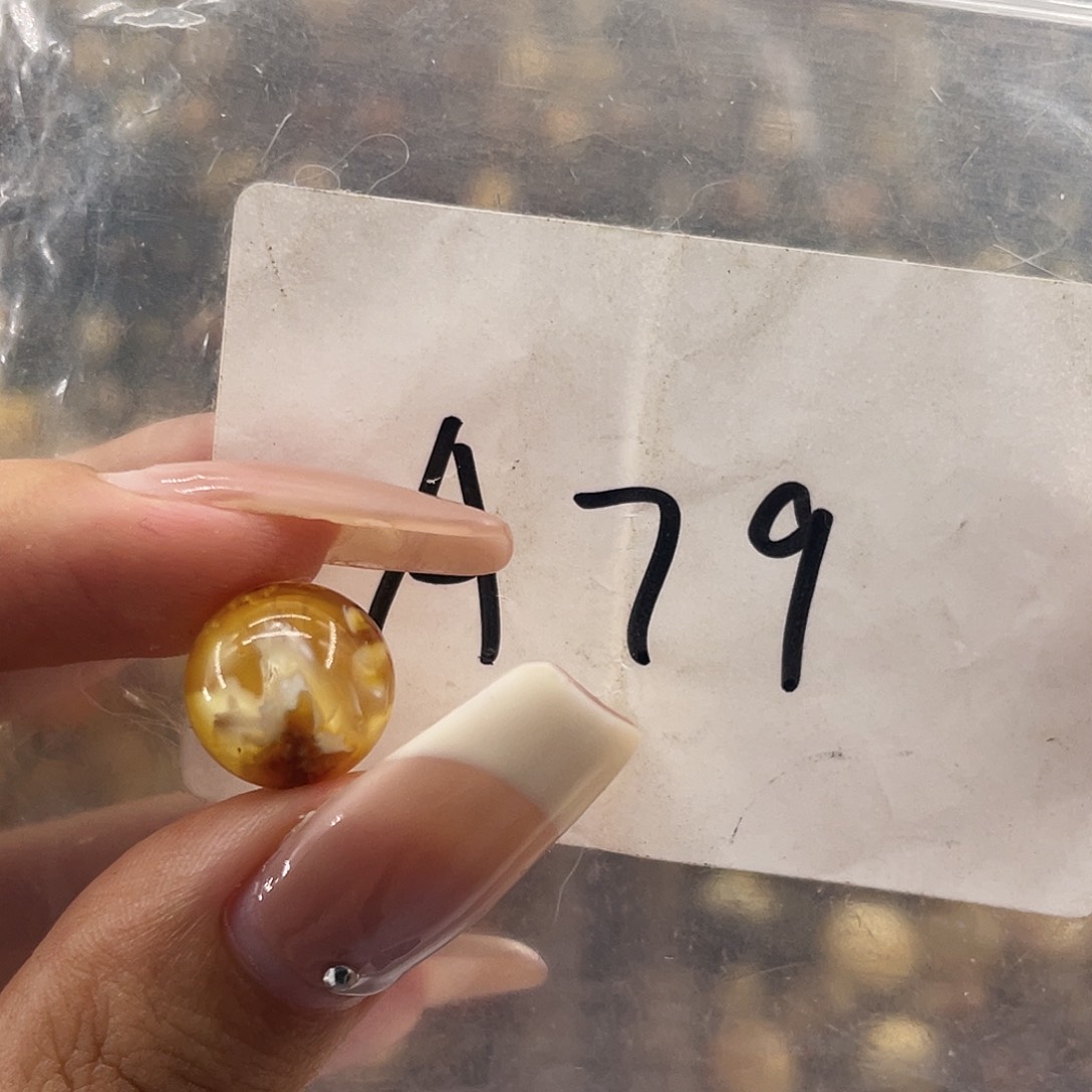 琥珀未镶嵌裸石11.9福利