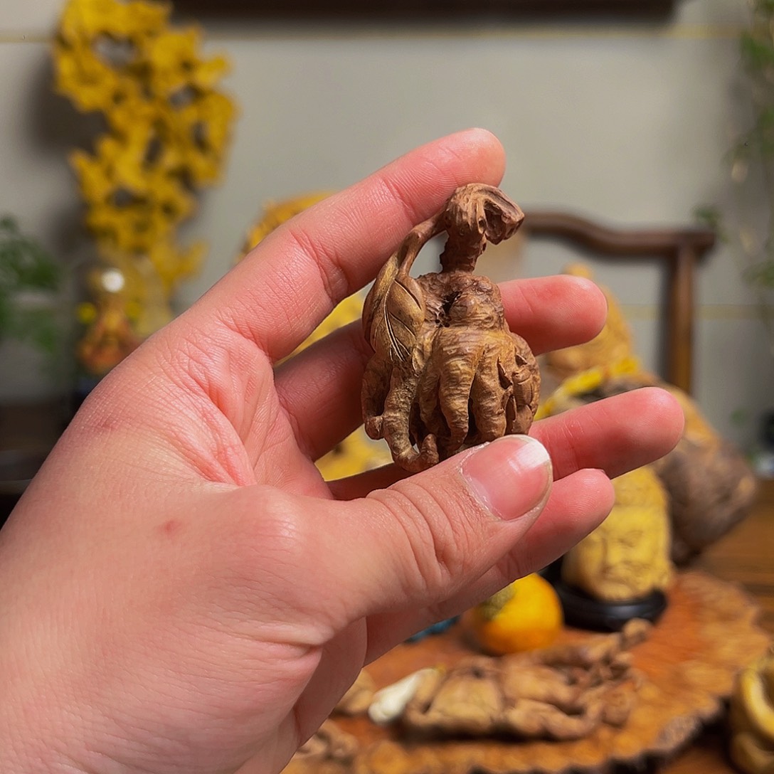 竹迈索尔正区老山檀香佛手