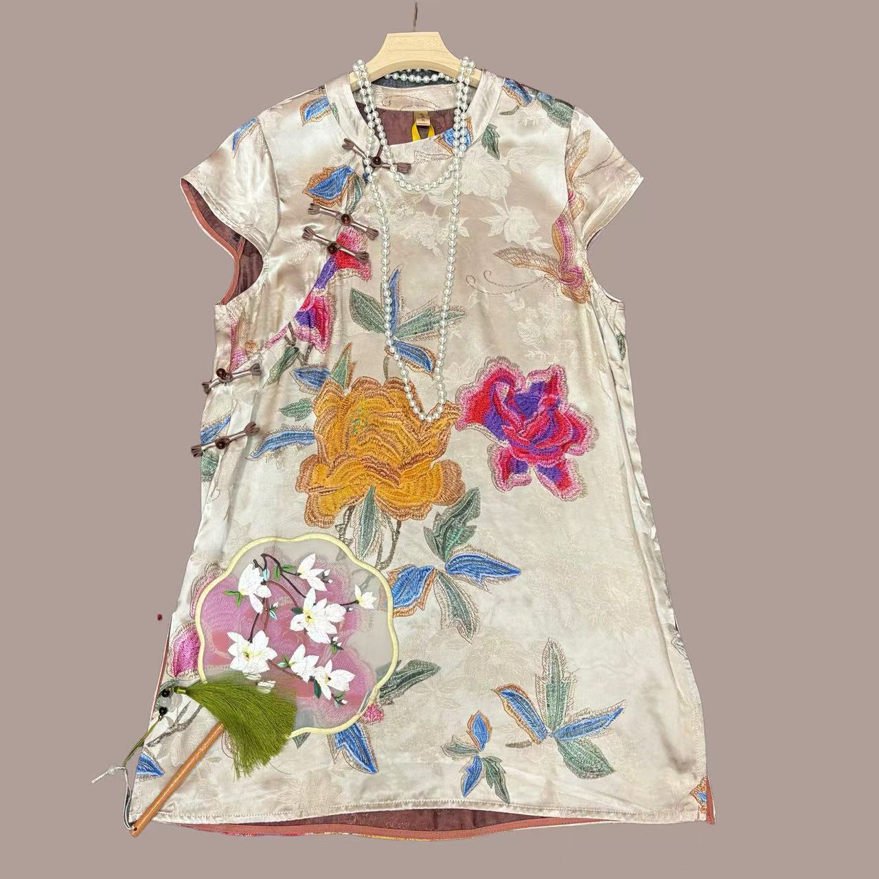 【花思】2025夏款新中式提花短袖盘扣奥黛旗袍复古旗袍裙上衣