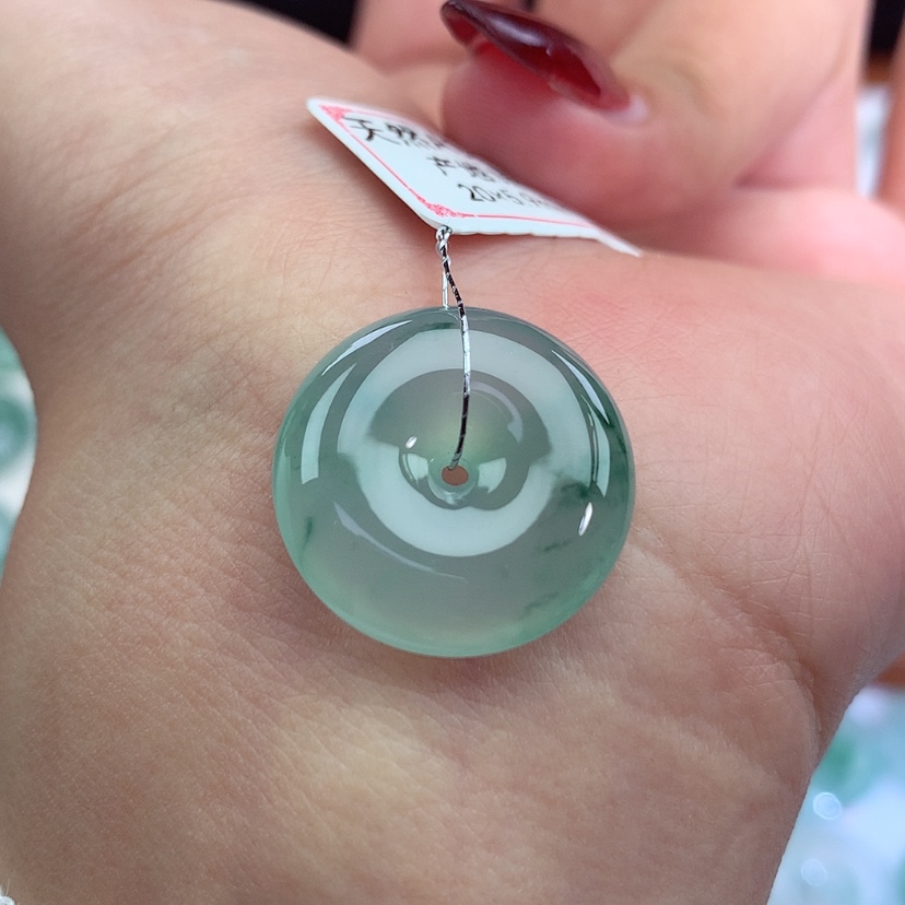 【闪购商品】翡翠吊坠(不含链)未镶嵌