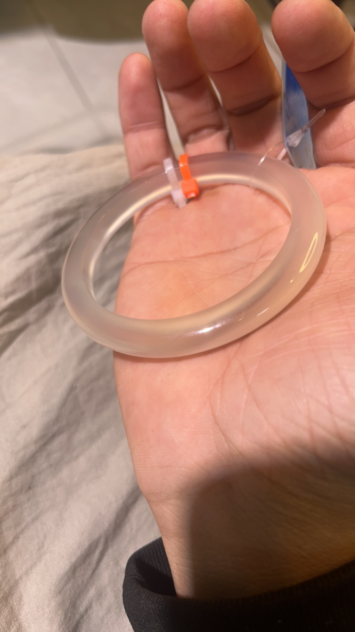 天然玛瑙手镯玉髓58