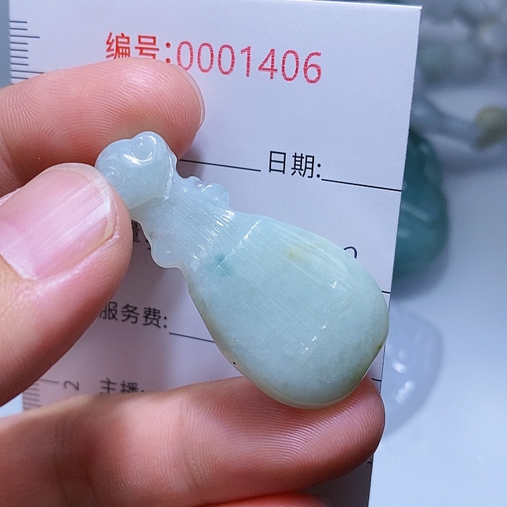 翡翠颈饰未镶嵌一