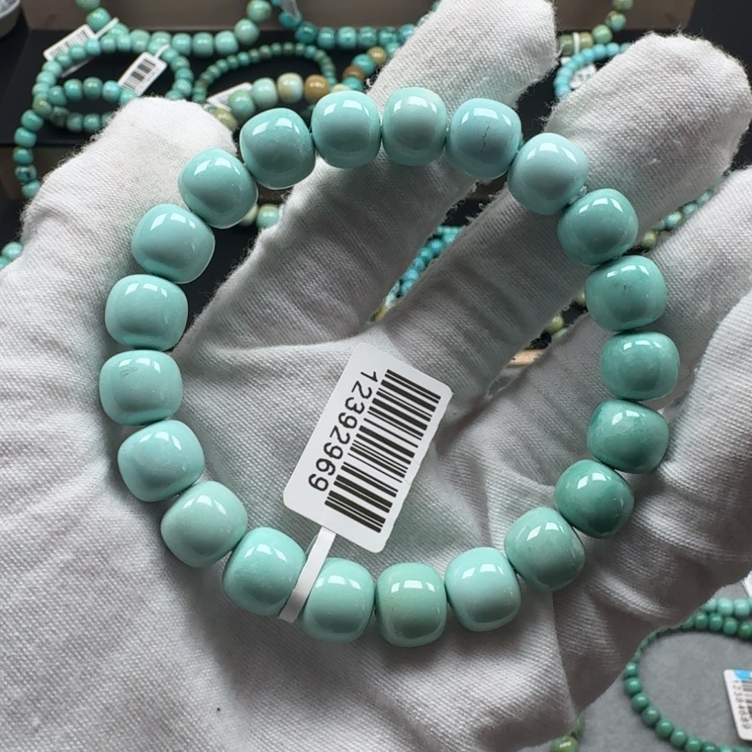 绿松石未镶嵌挂件