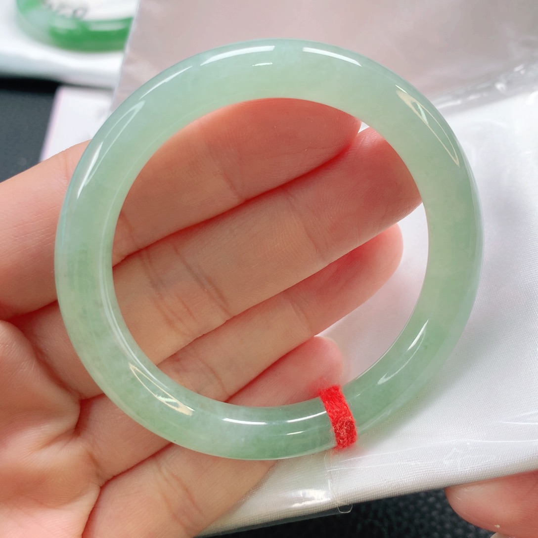 未镶嵌手镯翡翠50圆