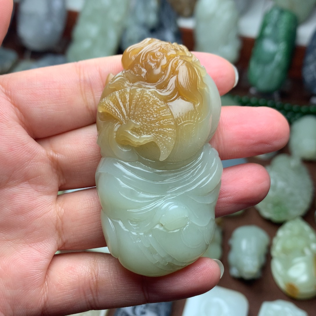 和田玉挂件未镶嵌