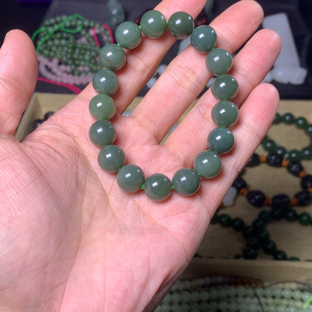 和田玉手链未镶嵌