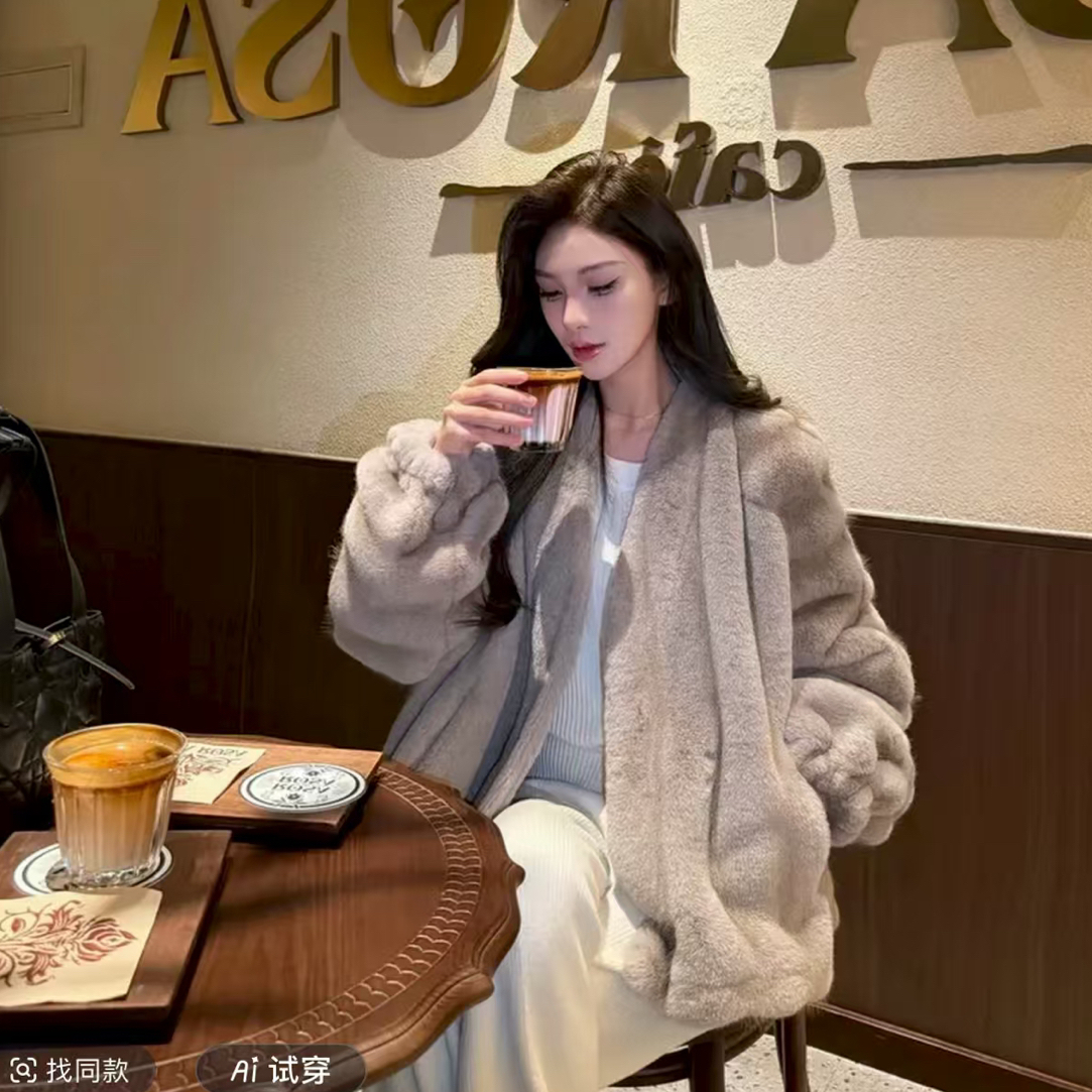 【比弗利山庄】新款v领抽刀环保毛毛外套灯笼袖ins风老钱风