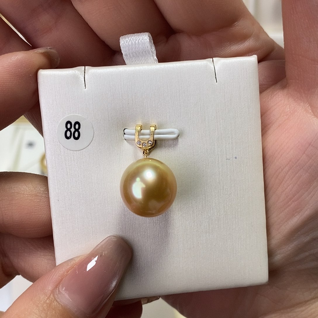 海水珍珠吊坠(不含链)18K金镶嵌