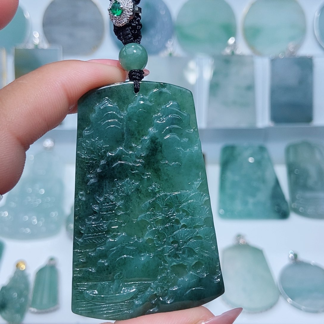 翡翠吊坠(不含链)未镶嵌