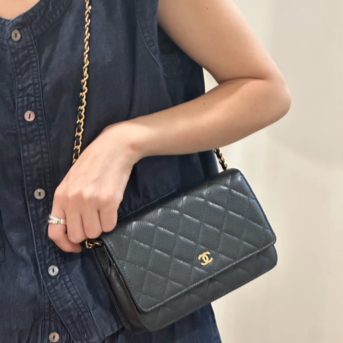 95新 Chanel/香奈儿 黑金荔枝皮发财woc 29开 卡标齐 51213
