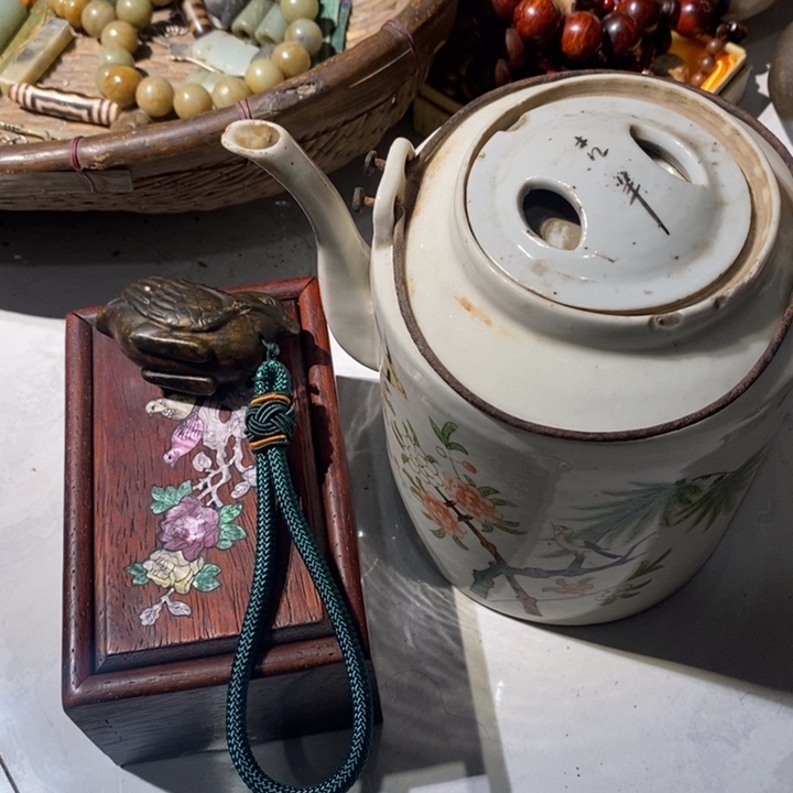 清***水石材工艺品 盒子 把件 提壶 摆件 微瑕