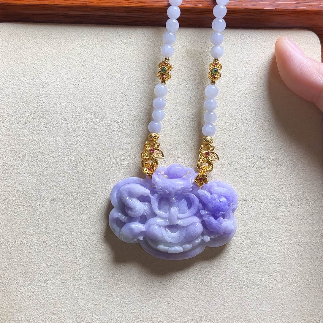 翡翠颈饰未镶嵌妖紫五仙