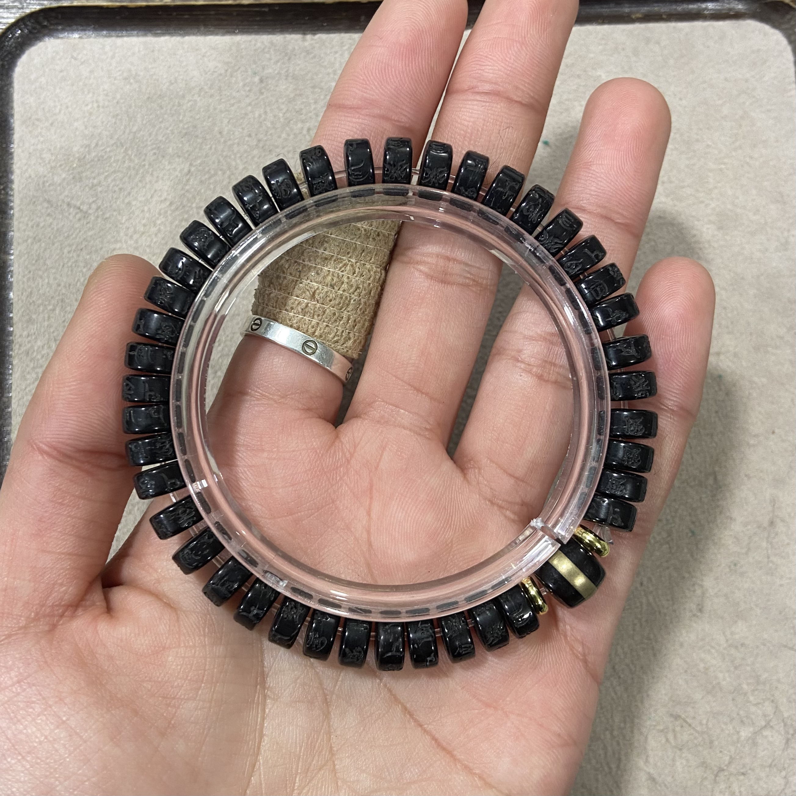 K51椰蒂雕刻卡0.8单圈手串