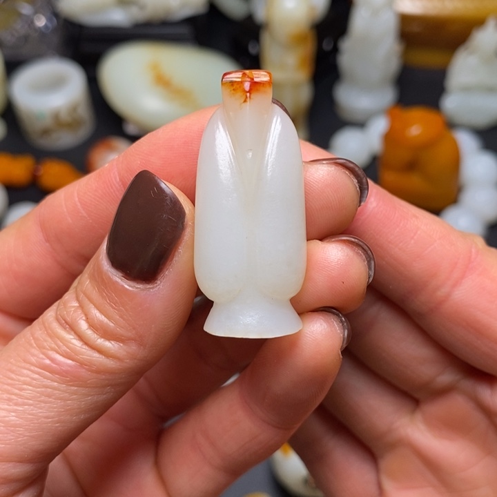 你***看和田玉未镶嵌挂件