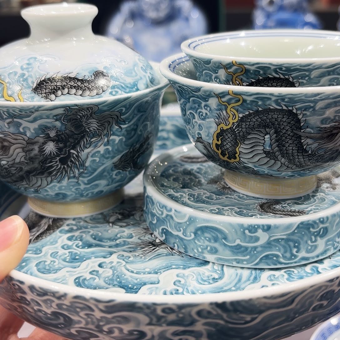 瓷片景德镇美术出版社