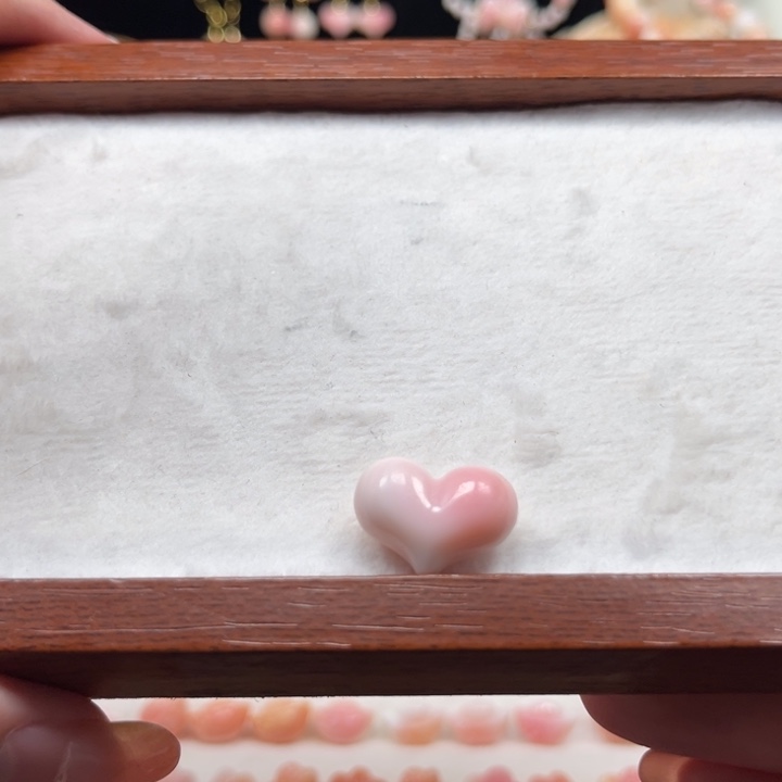 手串/手链贝壳粉贝爱心小雕