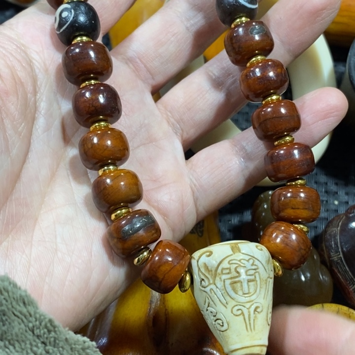 滴血莲花菩提手串