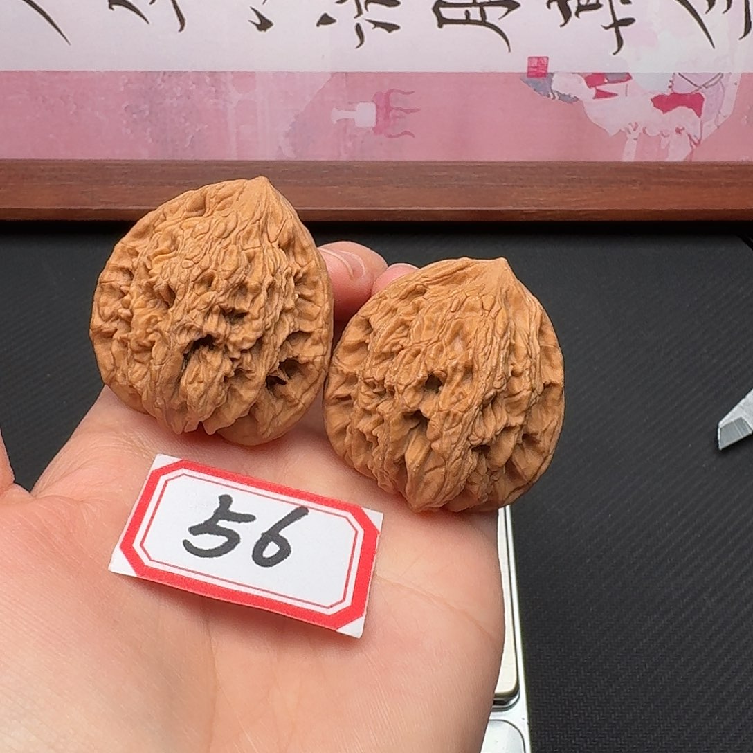 文玩核桃吊坠全品41尺虎头