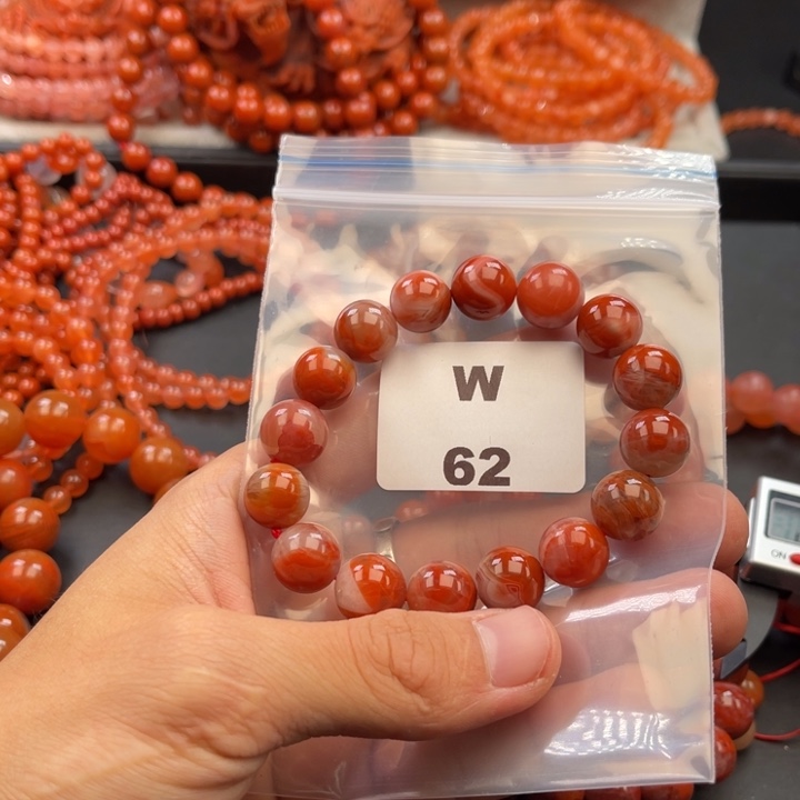 南红玛瑙未镶嵌多样性发货默认微瑕称重12mm