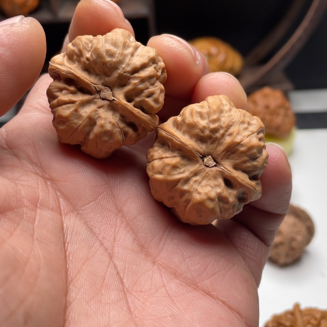 用***9吊坠文玩核桃蛤蟆头核桃 34