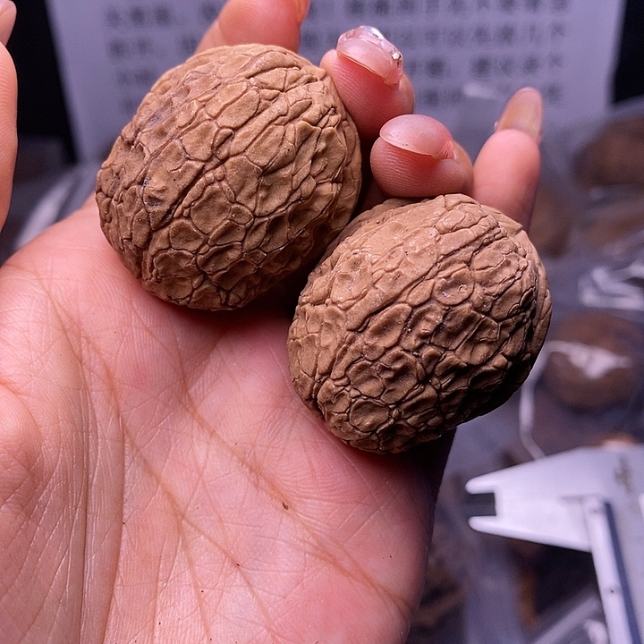 文玩核桃把件云南野生铁核桃37号35mm