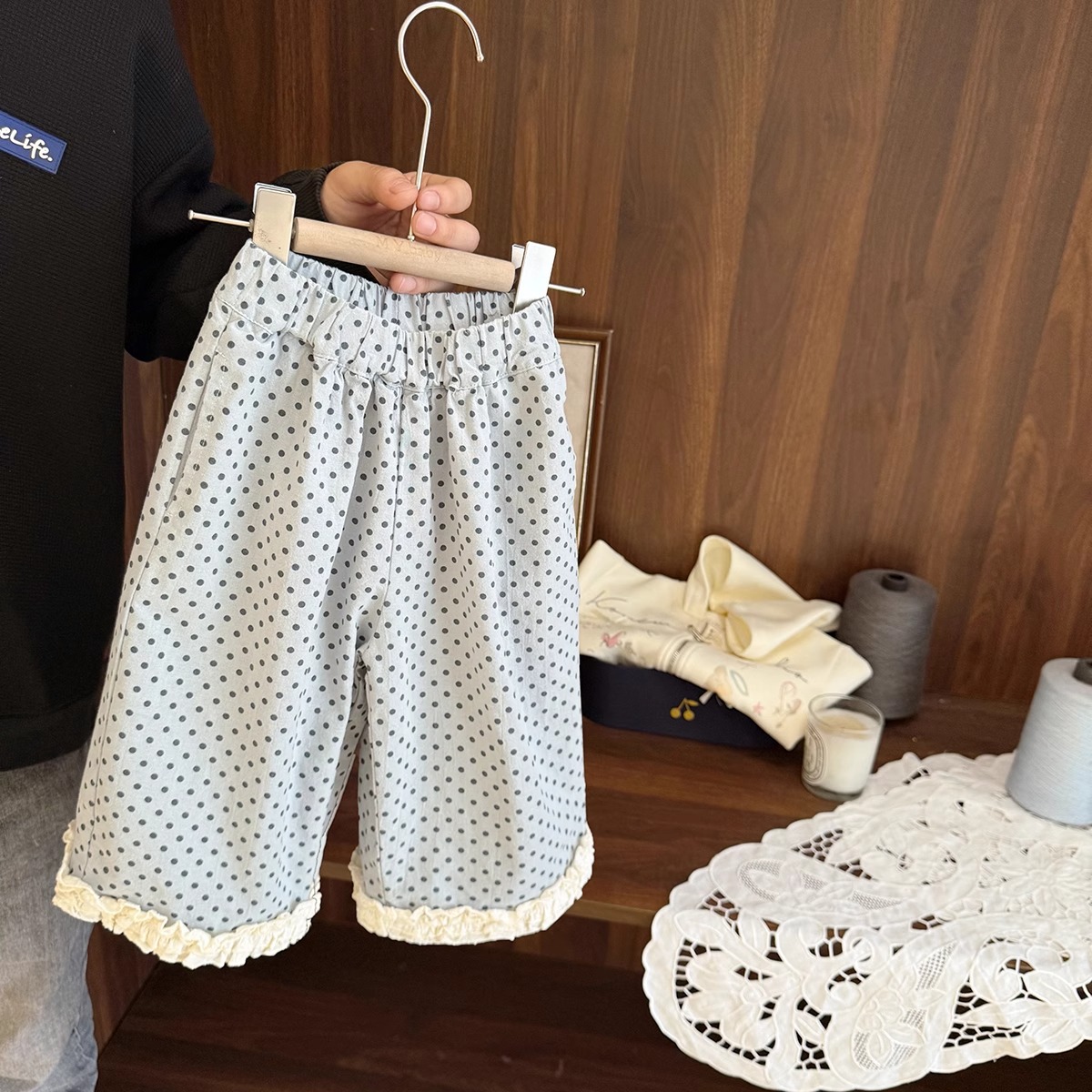 女宝宝小波点休闲裤女童夏季2025新款女婴儿童薄款纯棉阔腿裤