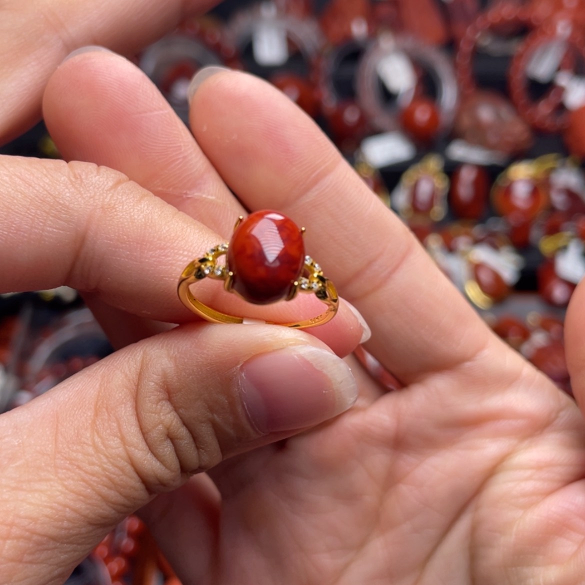 【闪购商品】银S925镶嵌蛋面戒指南红玛瑙