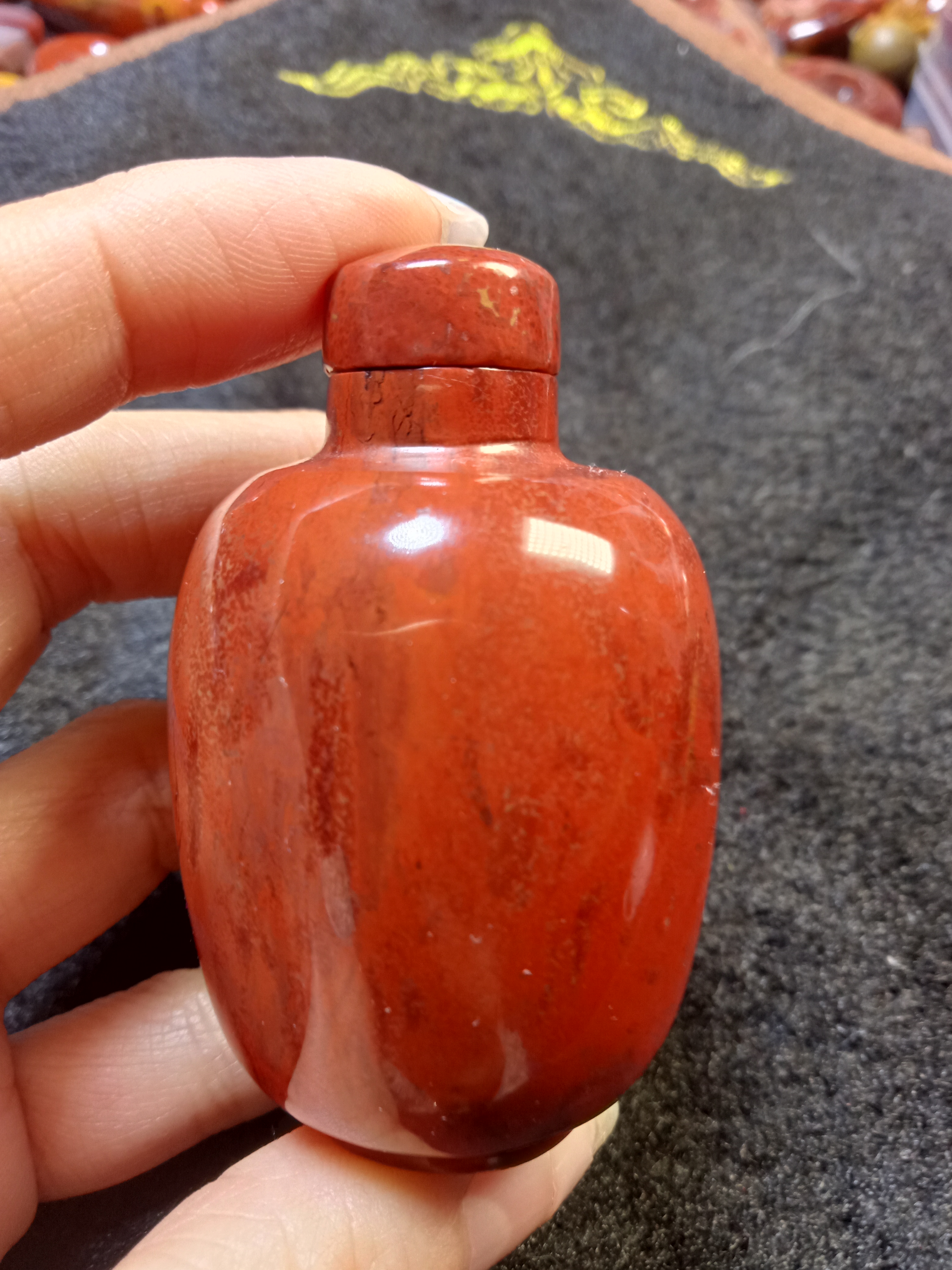 战国红玛瑙精品鼻烟壶