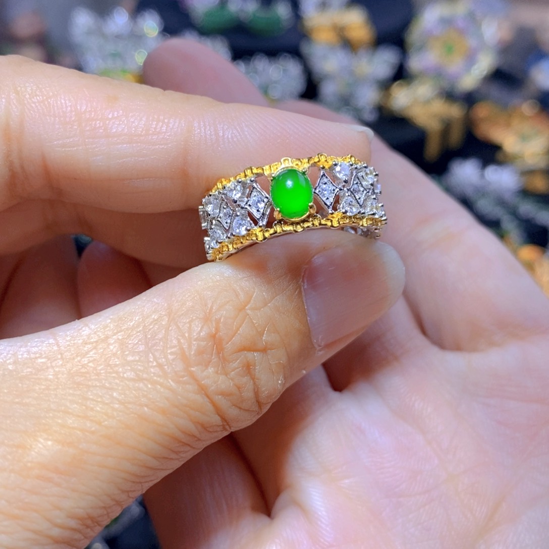 翡翠耳钉银S925镶嵌天然翡翠