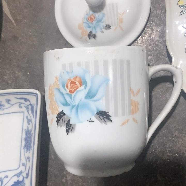 瓷片上车子拿得上，这样就不想上车了